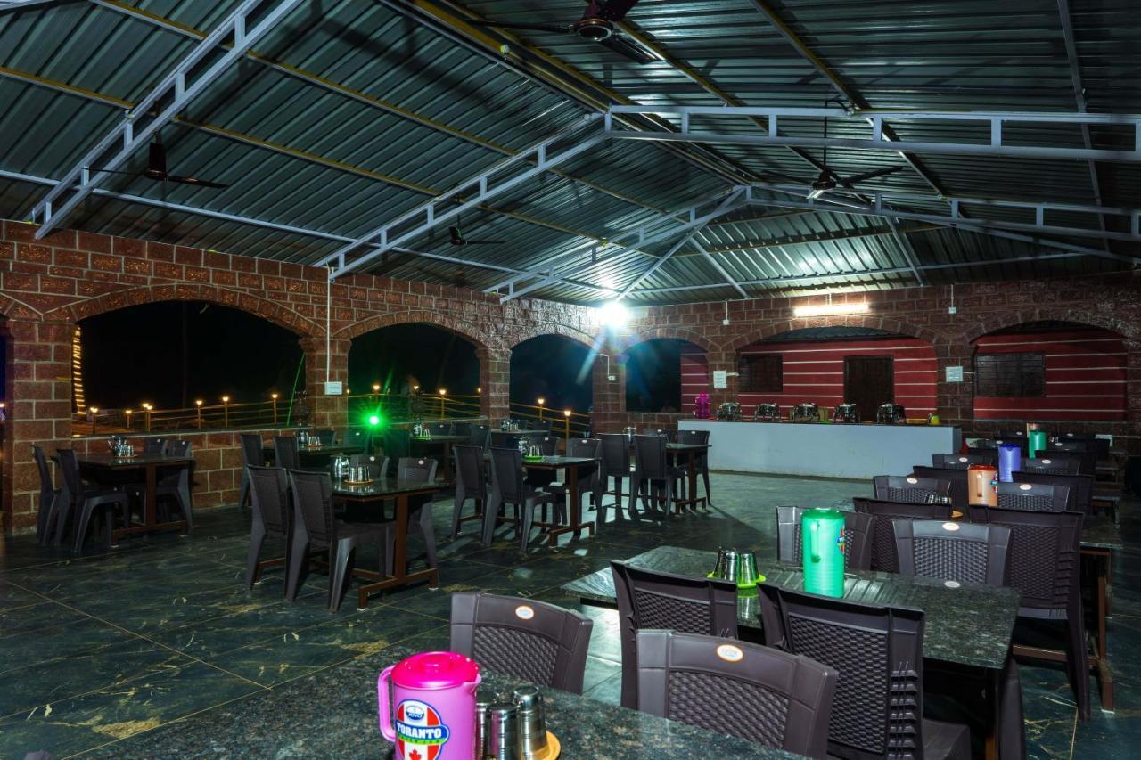 דנדלי Fortune River Resort מראה חיצוני תמונה